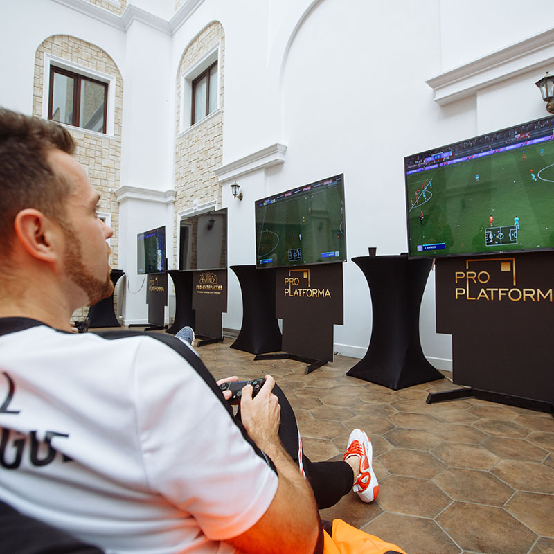 Аренда футбольного симулятора FIFA FC на мероприятие