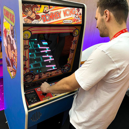 Аркадный автомат "Donkey Kong"