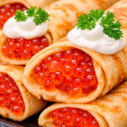 Блин с красной икрой