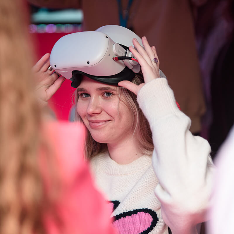Путешествие по континентам в VR