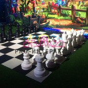 Огромные шахматы